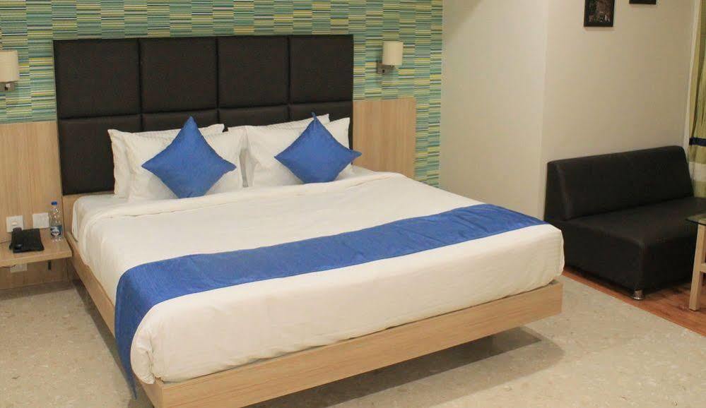 Hotel Magnus Star Residency 5*